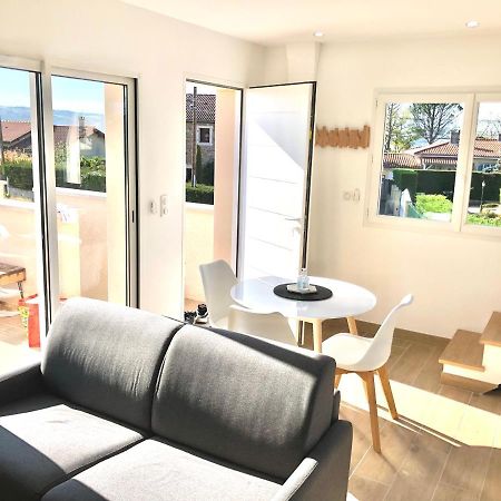 La Parenthese Balneo T2 Cosy De 40M² Avec Terrasse Apartment Ternay  Екстериор снимка