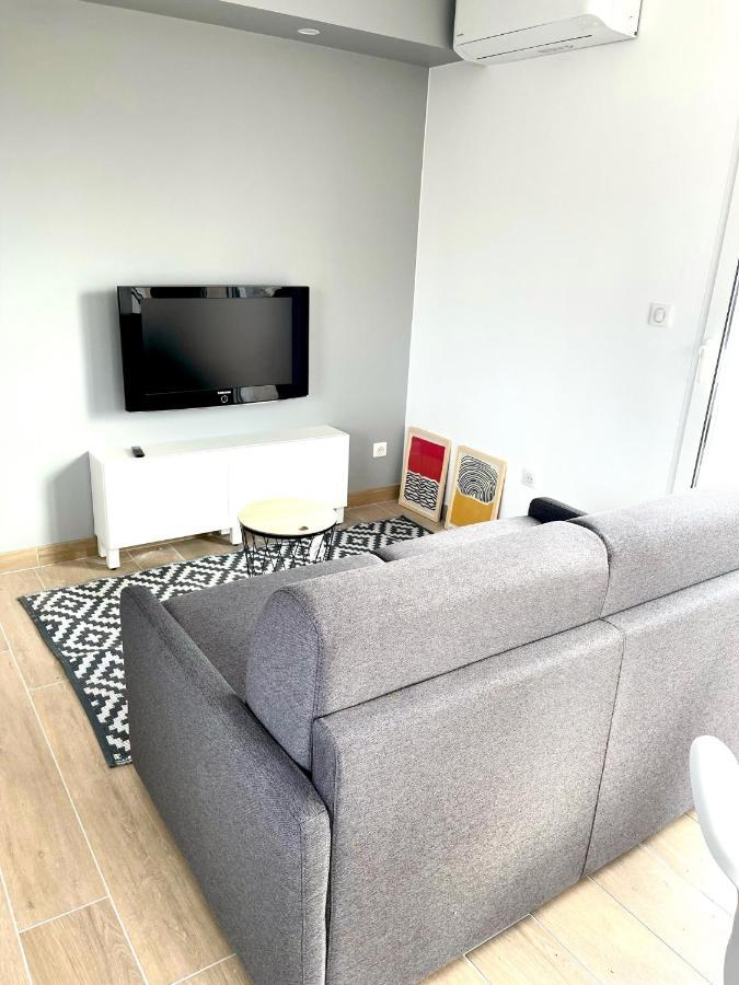 La Parenthese Balneo T2 Cosy De 40M² Avec Terrasse Apartment Ternay  Екстериор снимка