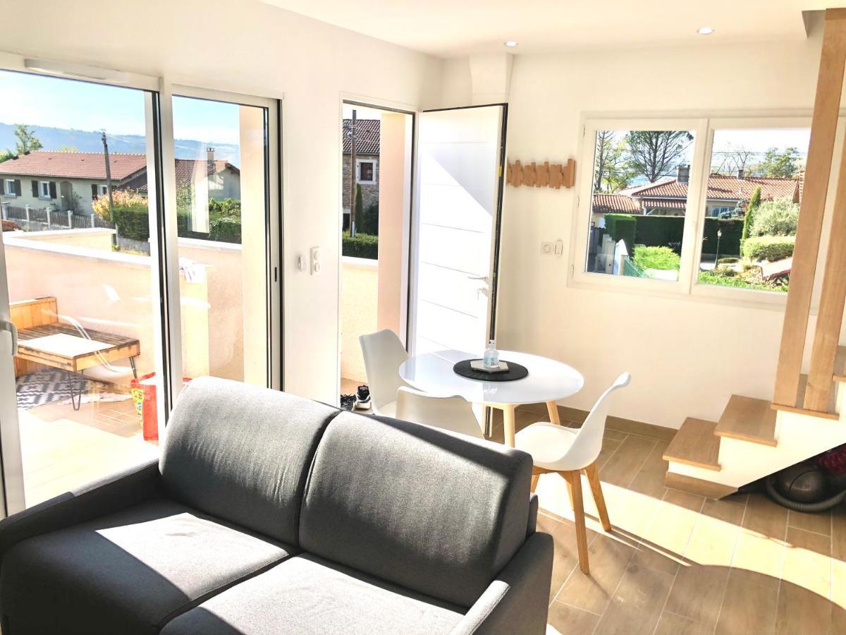La Parenthese Balneo T2 Cosy De 40M² Avec Terrasse Apartment Ternay  Екстериор снимка